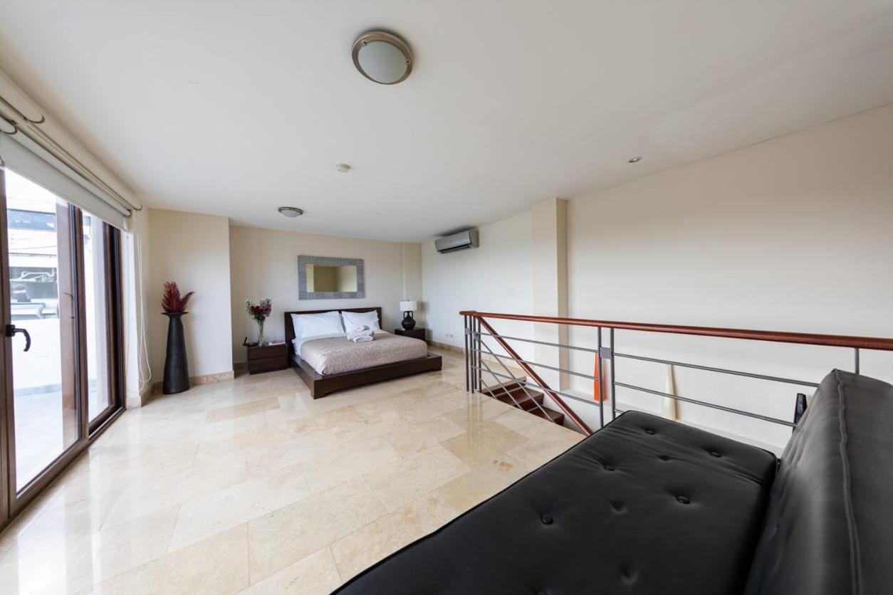 Los Diamantes Aparthotel Панама Сити Екстериор снимка
